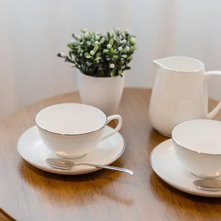 No Marques With Ac And Parking Place Порту