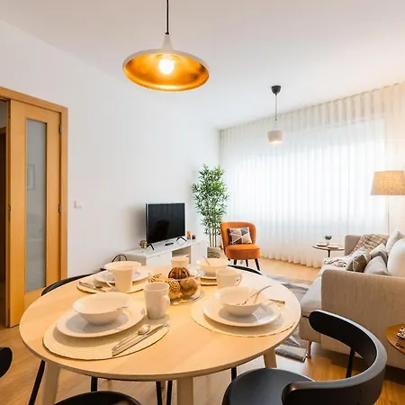 No Marques With Ac And Parking Place Порту