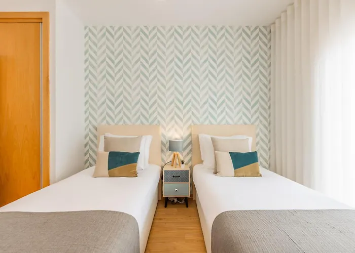 Апартаменты No Marques With Ac And Parking Place Порту