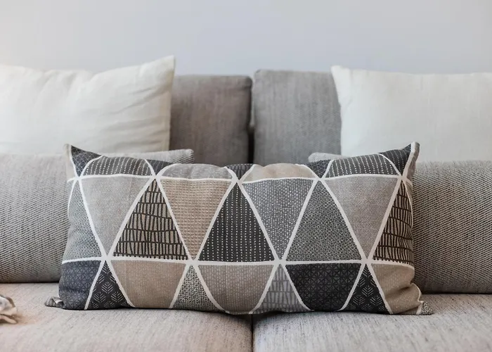 No Marques With Ac And Parking Place *