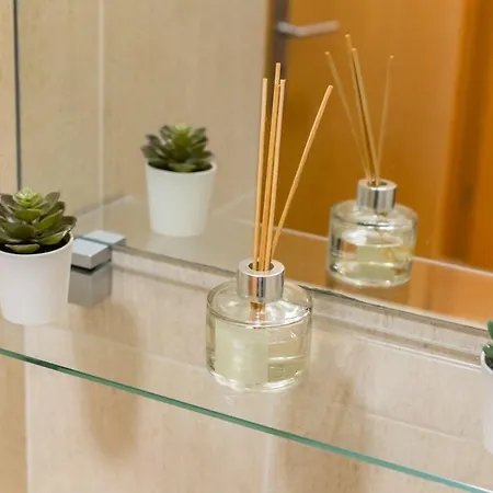 No Marques With Ac And Parking Place * 포르투