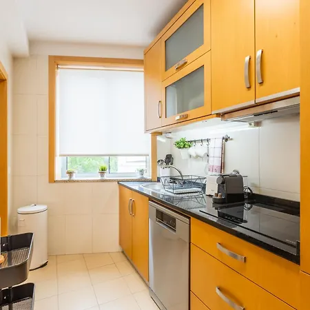 Appartement No Marques With Ac And Parking Place *