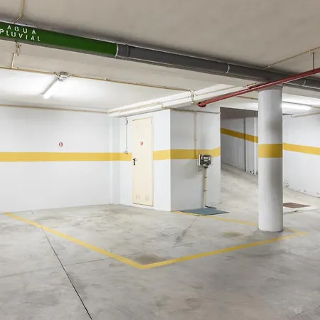 Appartement No Marques With Ac And Parking Place