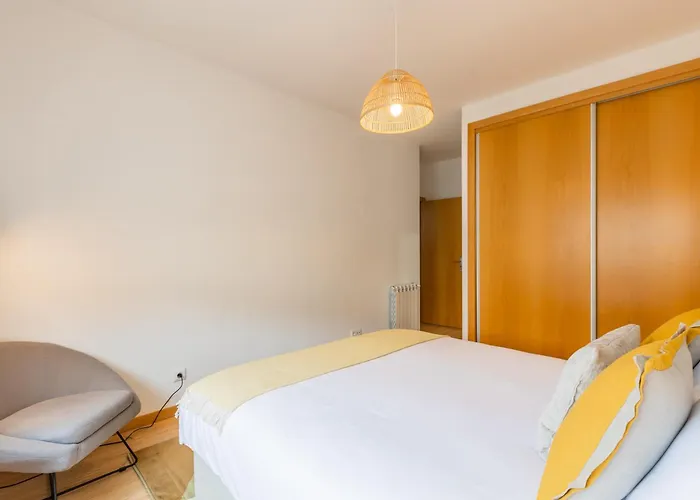 No Marques With Ac And Parking Place * ポルト