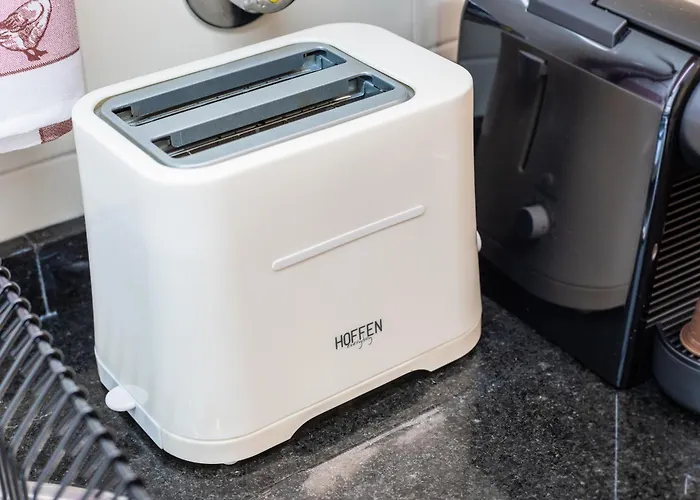 No Marques With Ac And Parking Place *